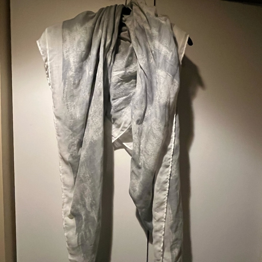 Target Women’s White Silver Scarf